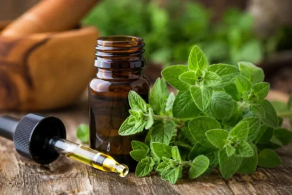 Oil of Oregano Uses, Benefits and Side Effects
